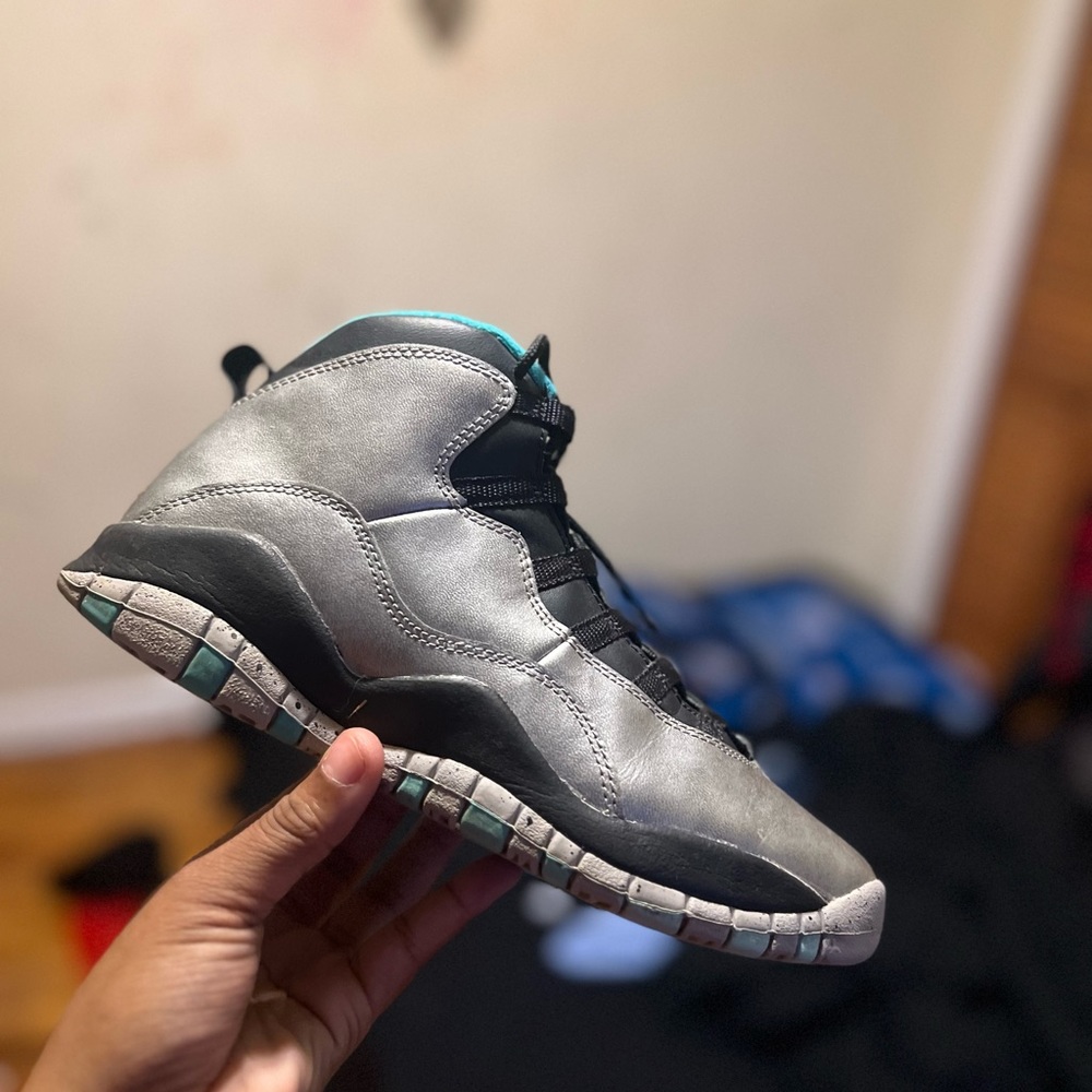 AUTHENTIC JORDAN 10 RETRO‼️‼️ SIZE 7 1/2‼️‼️